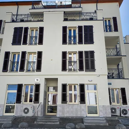 Apartament Przy Plazy Promenada Swinoujscie Exterior photo