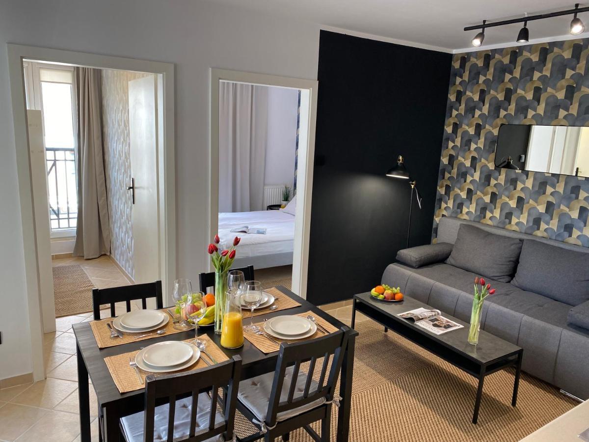 Przy Plazy Promenada Apartment